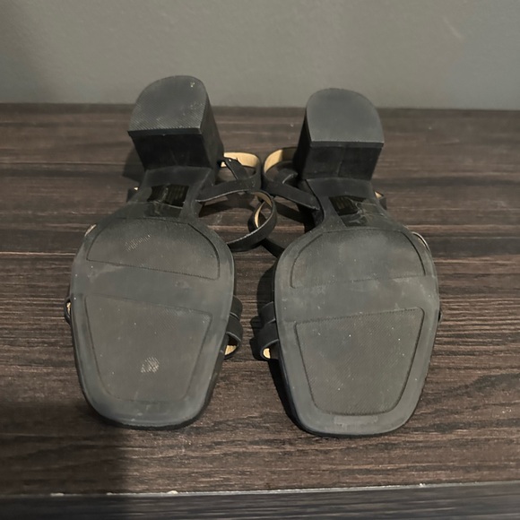 Black low heel sandal - Picture 6 of 8